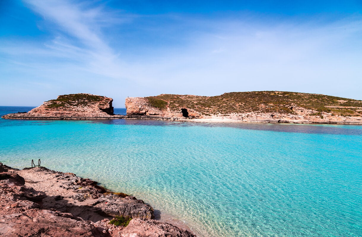 Maltan sininen laguuni Cominon saarella